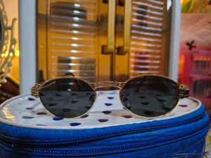 Price Drop!!! Black Sunglasses