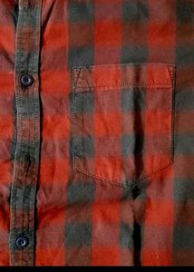 ROADSTER Men's Red &amp; Black Plaid Shirt