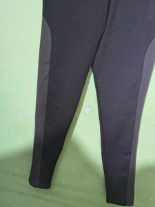 Stylish Black Leggings for Women