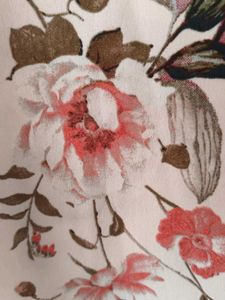 Pretty Floral Print Top