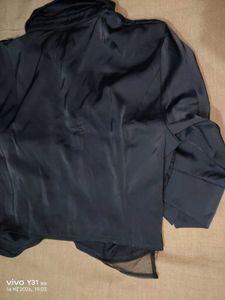 Navy Satin Ruched Top 💙