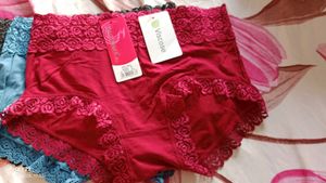Lace Trim Briefs Set(pack of 3-: Red, Blue, Black)