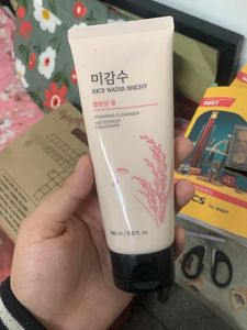 Rice Water Bright Foaming Cleanser