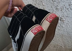 Vans Canvas Black &amp; White Shoes