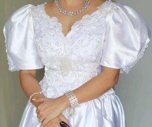 Elegant Bridal Gown