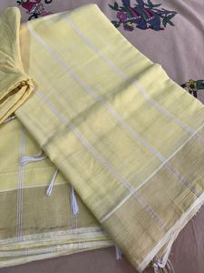 Saree Along With Blouse