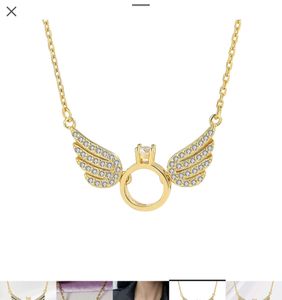 Angel Wings Neclace - Gold