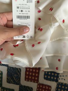ZARA Cute Strawberry Print Mini Skirt