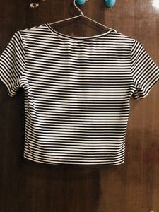Size-S- Chic Striped Button-Up Cropped Top