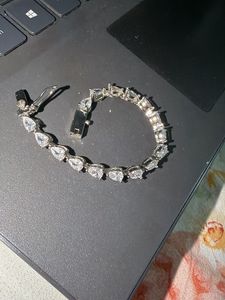 Sparkling Heart Tennis Bracelet
