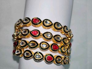 Set of 4 Traditional Kundan Bangles