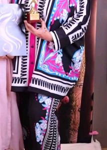 printed Kurta Set little stain is there pls check