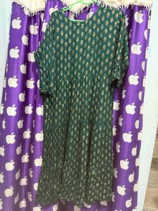 Elegant Emerald Kurti with Gold Print