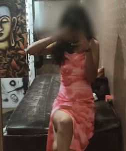 Stunning Pink Tie-Dye Midi Dress with Slit