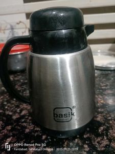 Basik Flask &amp; 4 Cups set