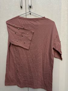 Chic Pearl Embellished T-Shirt