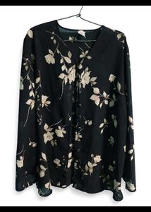 Vintage Floral Button-Up Blouse