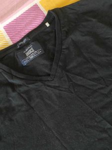 Basics Black V-Neck T-Shirt