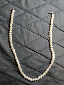 Elegant Pearl Necklace