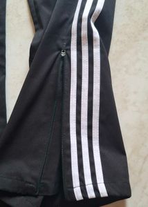 Flared Track Pants 🖤💪