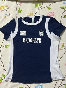 Women's Brooklyn Graphic T-Shirt