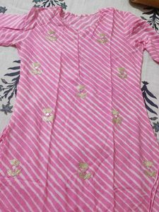 Pink Leheriya Kurta with Gold Embellishments