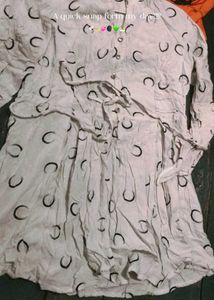 Chic Crescent Moon Print Tunic Top