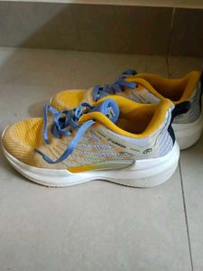Stylish Yellow &amp; Blue Sneakers