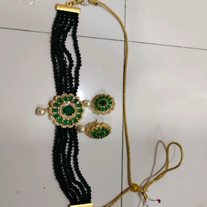 choker set