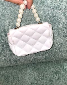 White Quilted Chain Crossbody Bag