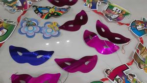 9 Party Masks &amp; 2 Birthday Banners