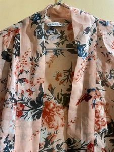 Floral Long Shrug 💗