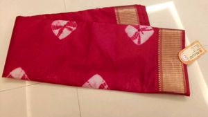 Beautiful Red Saree with White Tie-Dye Print
