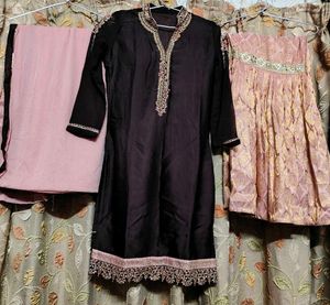 Elegant Embroidered Kurta and Skirt Set
