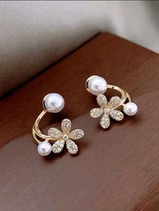 Studded Flora 2-1 Earrings