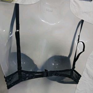 🤎 Elegant Black Lace Bra