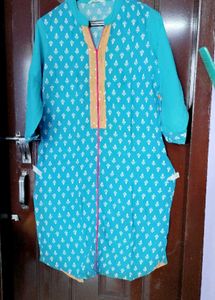 Blue & White Printed Kurti