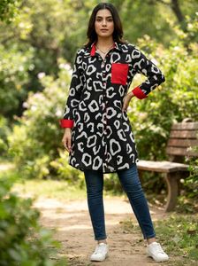 Stylish B &amp; W Print Shirt 🖤