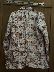 Elegant Patterned Blazer Woman