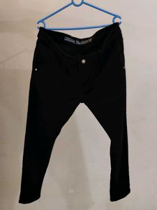New Collection Black Jeans by GNC