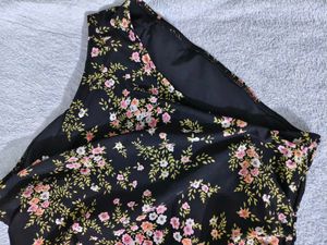 H&amp;M bodysuit floral print