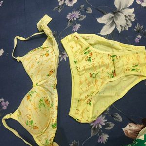 Cute Floral Bra and Panty Set