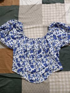 Blue Floral Puff Sleeve Top