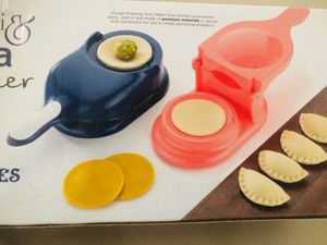 Momo, Gujiya And Puri Maker