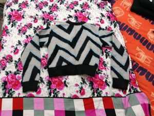 Stylish Chevron Knit Sweater