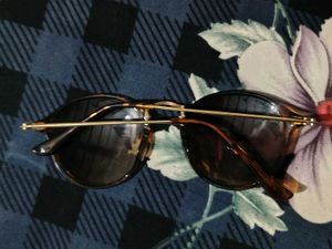 Round Tortoiseshell Sunglasses