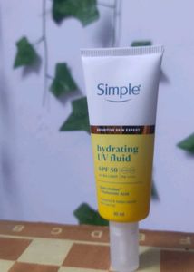 Simple Hydrating UV Fluid SPF 50