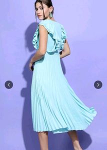 Elegant Teal Midi Dress