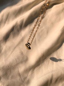 Gold Heart Pendant Necklace