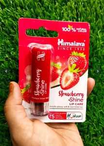 Himalaya Strawberry Shine Lip Care new